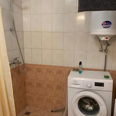 Krasnem A Klidnem Prostredi V Soukromem Apartmanu * Ахелой