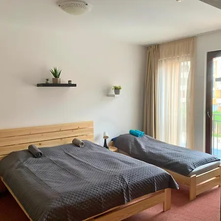 Krasnem A Klidnem Prostredi V Soukromem Apartmanu 아파트